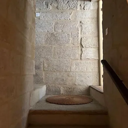 Apartment En Plein Centre Historique D'uzes