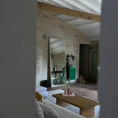 En Plein Centre Historique D'uzes Apartment Uzes