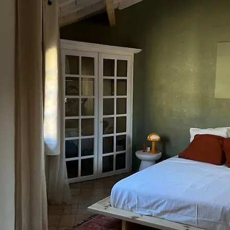 En Plein Centre Historique D'uzes Apartment Uzes